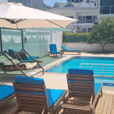 Kara Family Aparthotel