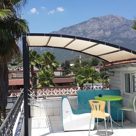 Aparthotel Kara Family 4*