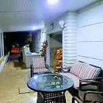Kara Family Aparthotel