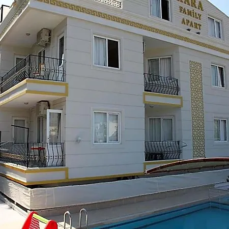 Hotel de apartamente Kara Family 4*