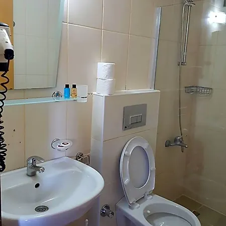 Kara Family Aparthotel