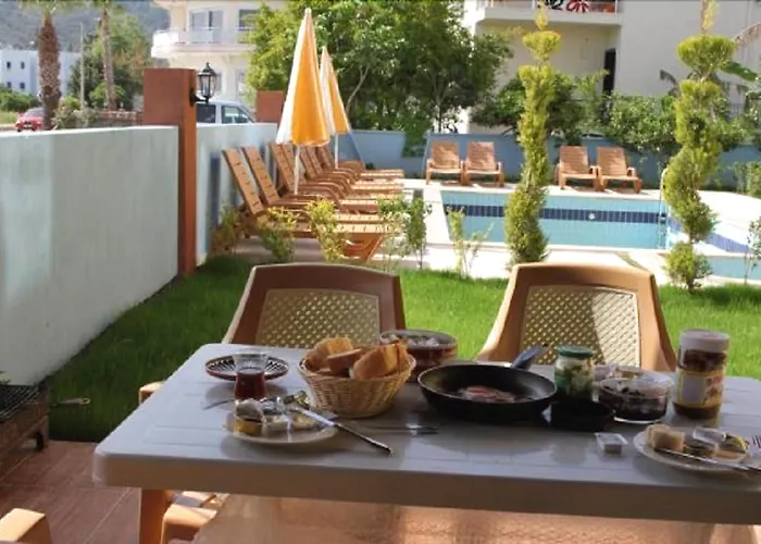 Kara Family Aparthotel