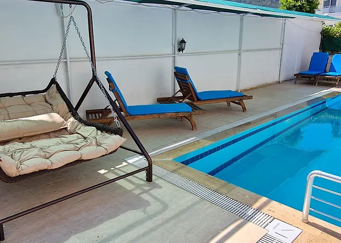 Aparthotel Kara Family 4*